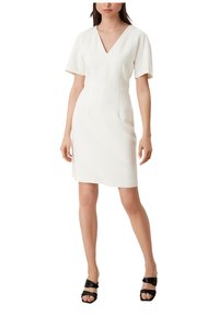 s.Oliver BLACK LABEL ROBE - Denní šaty - cream