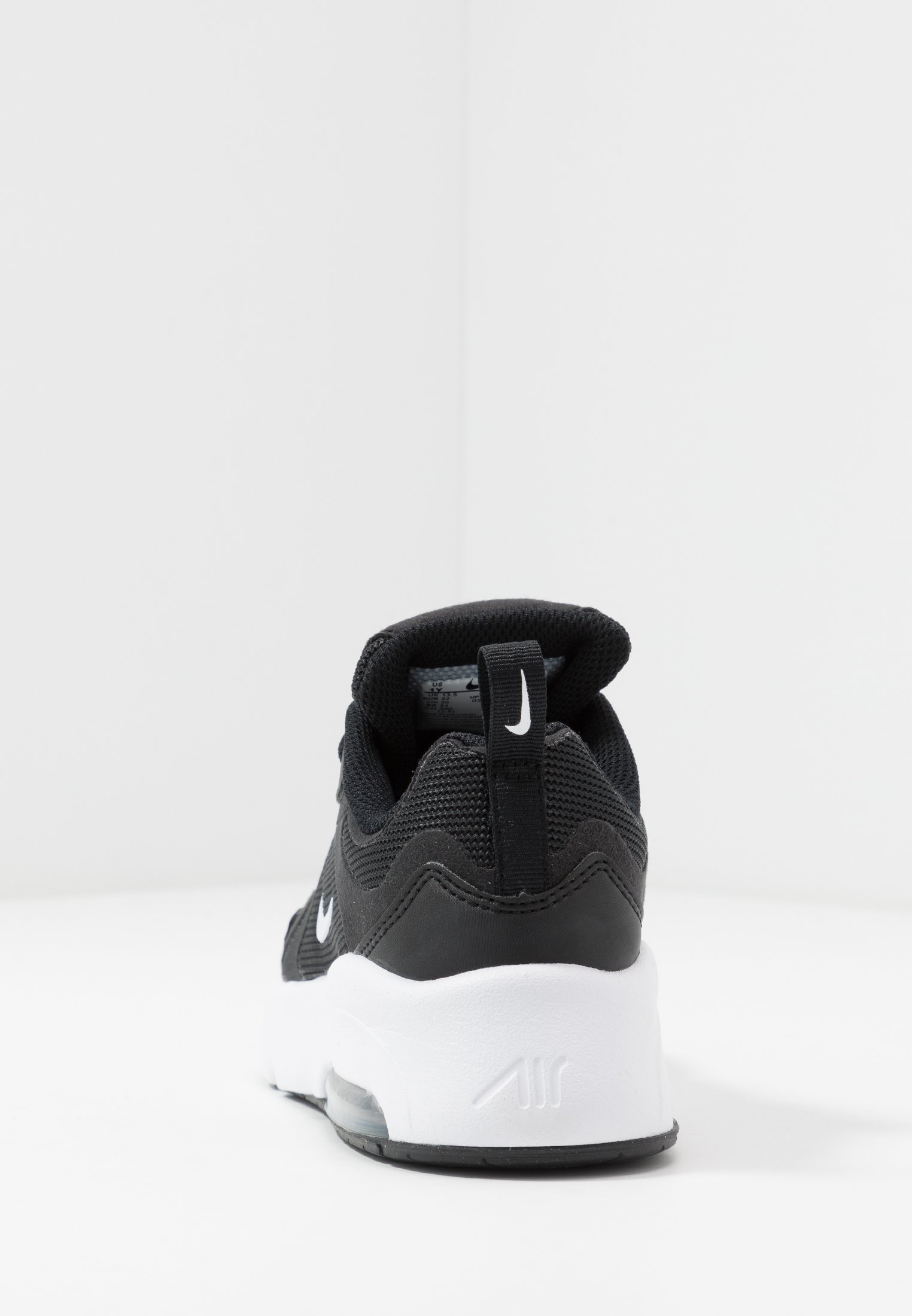 schuh nike 200