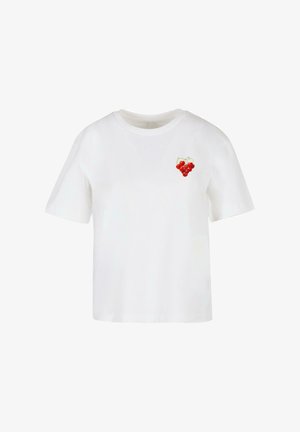 Biała bawełniana koszulka z okrągłym dekoltem i krótkim rękawem, z ilustracją czerwonych winogron po lewej stronie klatki piersiowej.