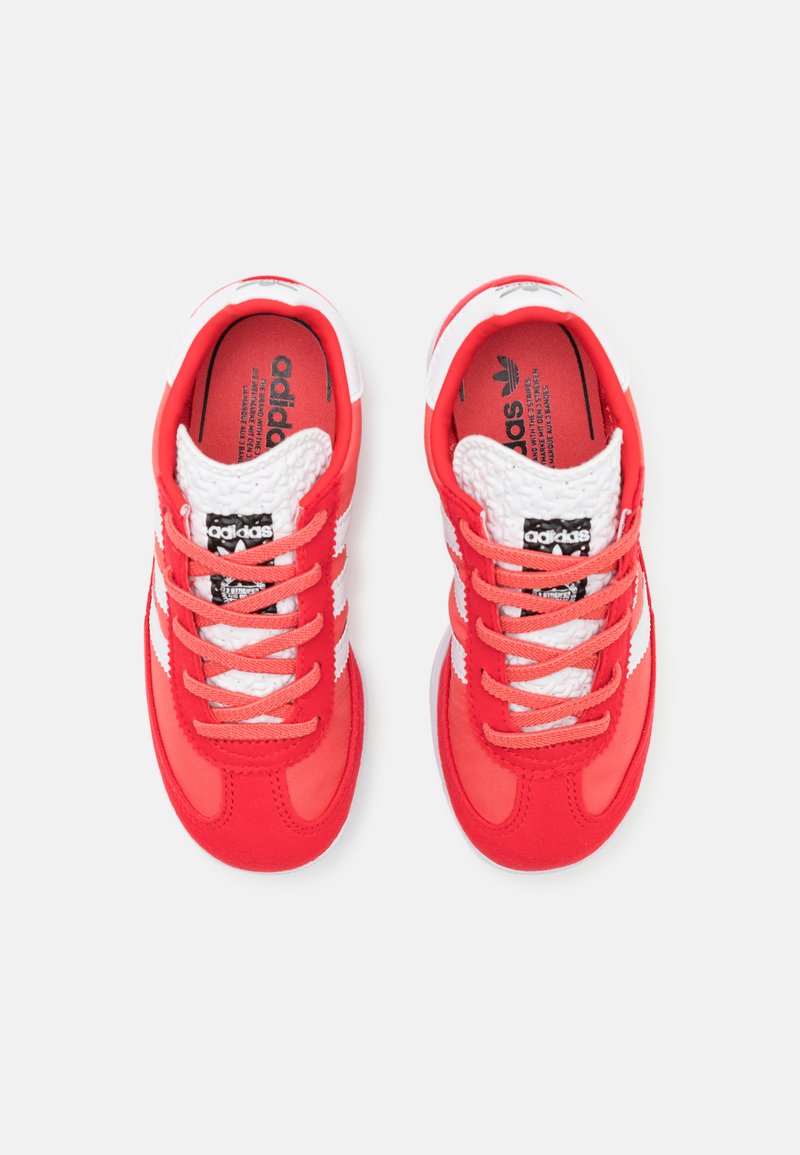 adidas gazelle silver green womens Adidas Tyshawn Low - Better Scarlet/Cloud White/Chalk White