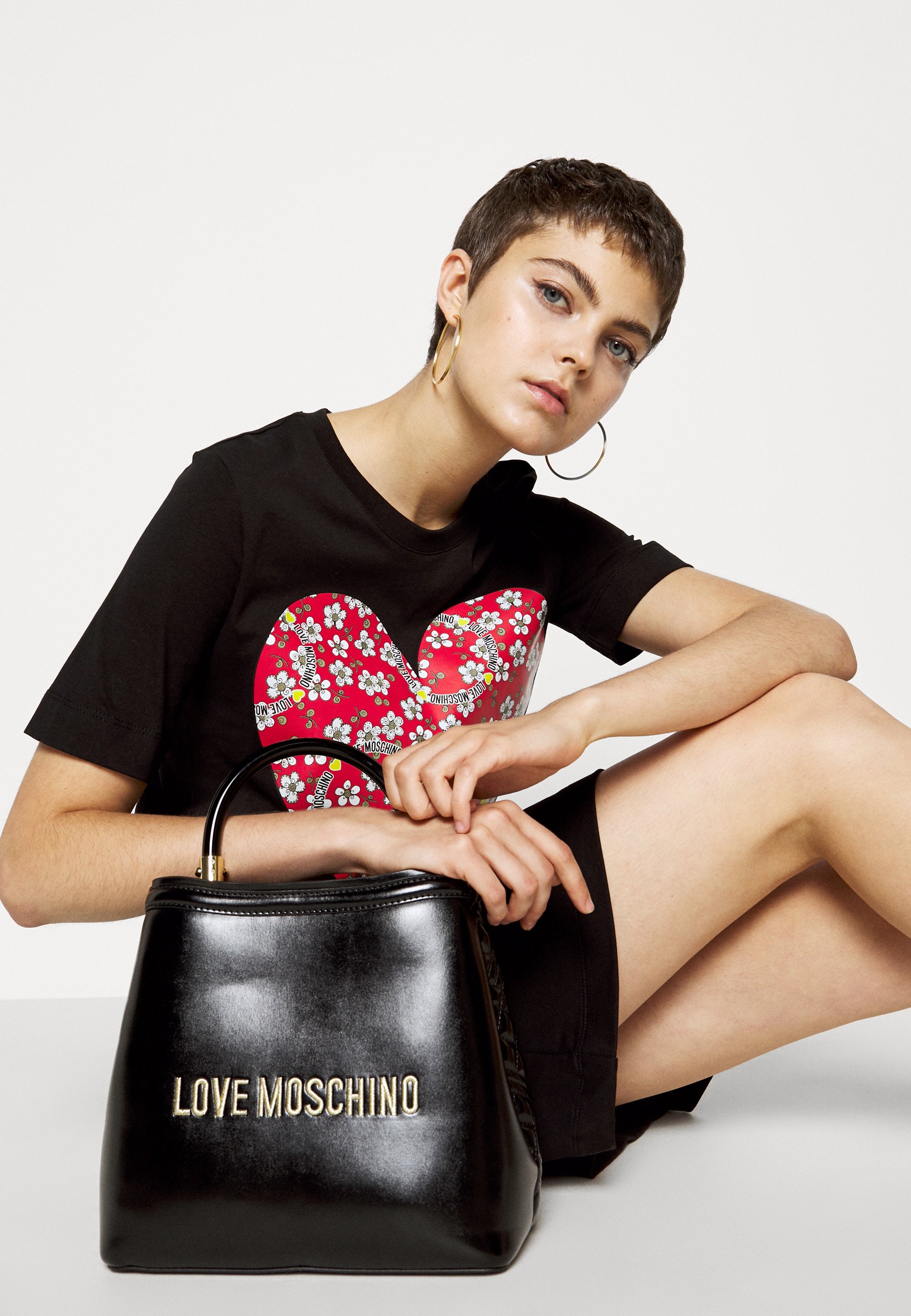 Love Moschino BORSA Håndveske black Zalando.no Love Moschino BORSA QUILTED Håndveske black Zalando.no