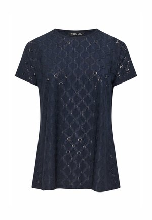 Top de manga corta azul marino con cuello redondo y un intrincado patrón de encaje en forma de diamante en todo el tejido.