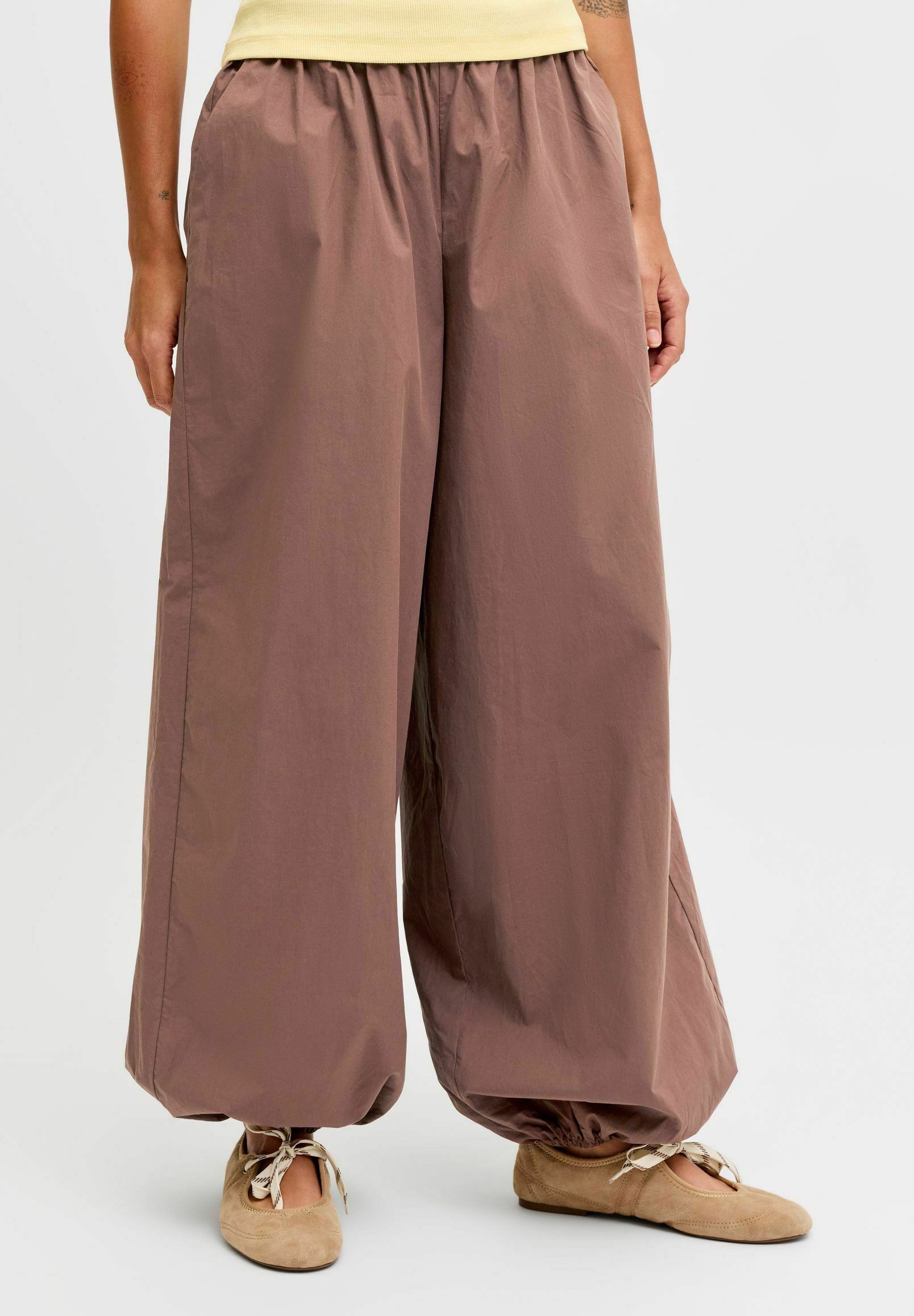 JACK & JONES Jxabbie RLX HW Pantaloni Jogger Donna - Vita Media, Polsini A Costine, Morbido Cotone, Colore Noos
