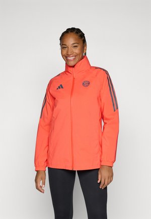 FC BAYERN MUNICH RAIN JACKET WOMEN - Fanartikel - easy coral
