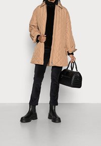 OPUS Sweatshirt - black