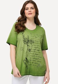 Ulla Popken SCRIPT LETTERING  - T-shirts print - oliv
