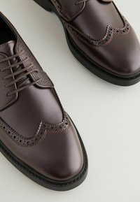 Next BROGUE - REGULAR FIT - Paeltega jalanõud - brown