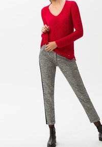BRAX Pullover - red