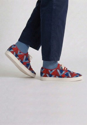 Panafrica, OASIS - Sportlicher Schnürer - red