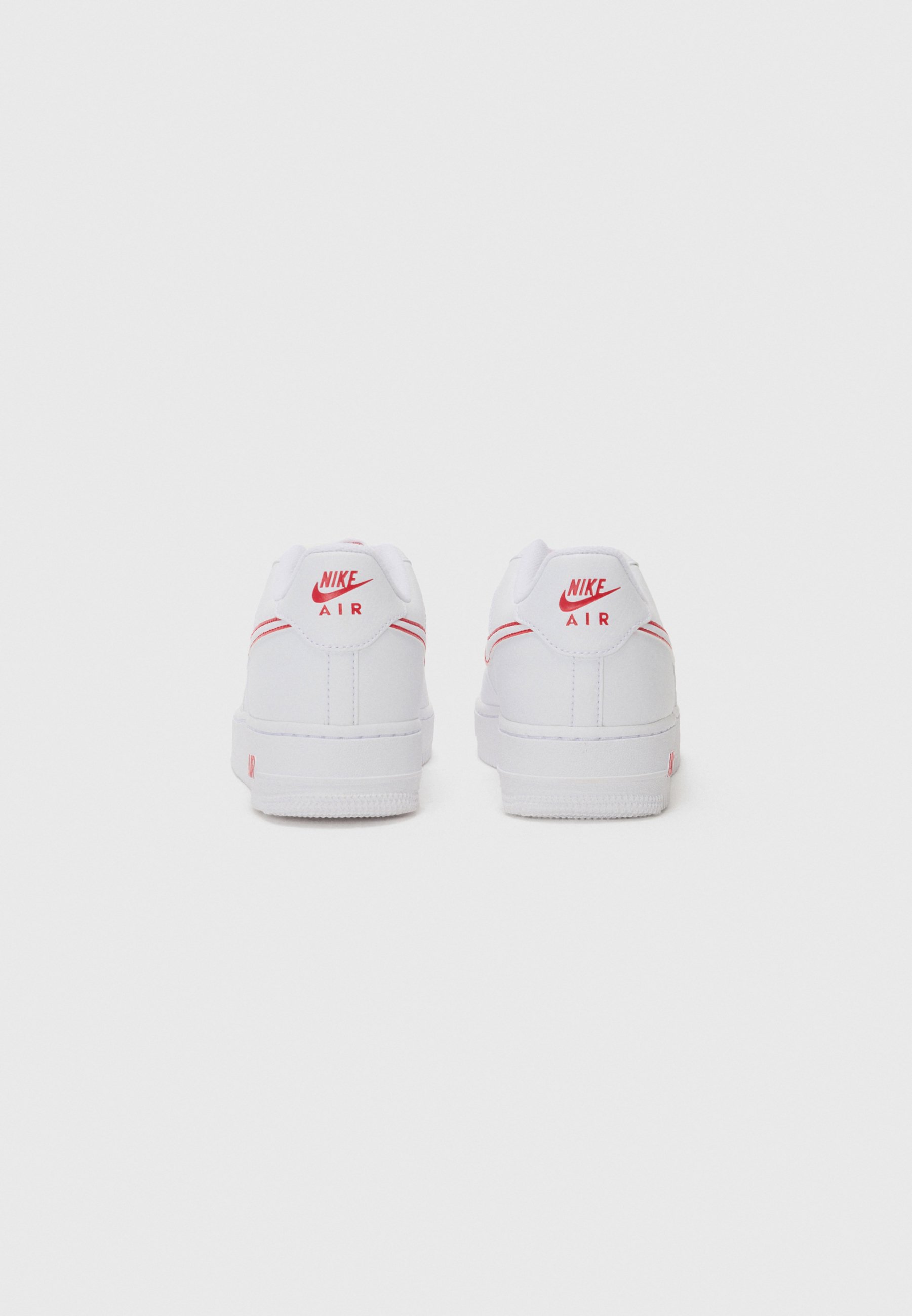 nike air force 1 07 trainers white university red