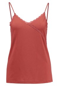 Camisola rossa con spalline sottili regolabili, bordo in pizzo attorno al collo e una texture di tessuto morbida e liscia con un design avvolgente.