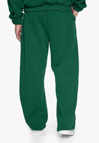 Dropsize OPEN LEG - Jogginghose - washed green