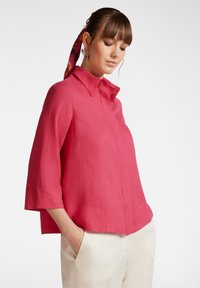Unselected, rosso