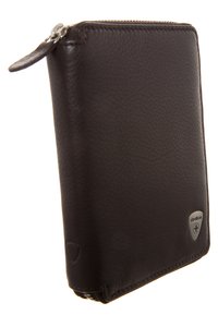 Portafoglio in pelle marrone con superficie testurizzata, chiusura a zip e accento del logo in argento. Forma rettangolare con angoli arrotondati.
