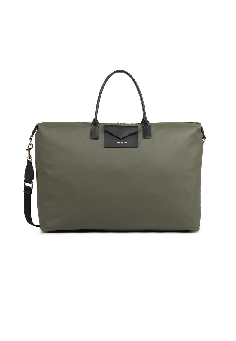 Borsa a sacca in nylon verde oliva con dettagli in pelle nera, doppi manici corti e tracolla removibile. Presenta un logo frontale.
