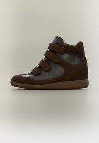 Δεν επιλέχθηκε, chocolate brown