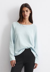 Marc O'Polo DENIM RAGLAN SLEEVES - Long sleeved top - dawn sky