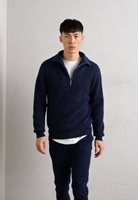 Thumbnail Image 2