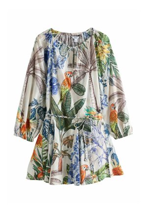 Blumenkleid mit langen Ärmeln, versehen mit einem bunten Papageien- und tropischem Blattmuster. Hergestellt aus leichtem Stoff mit gerafftem Ausschnitt.