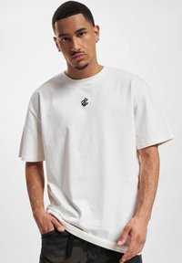 Rocawear NONCHALANCE - Jednoduché tričko - ready for dye