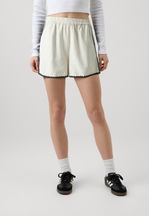 VMNADIA - Shorts - birch