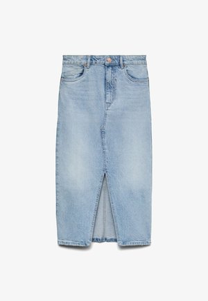 Jupe midi en denim bleu clair avec fente frontale, passants de ceinture, fermeture à boutons et poches avant.