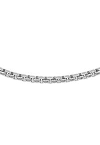 Collana in metallo argentato caratterizzata da maglie tonde, finitura lucida e design elegante, adatta per abbigliamento casual o formale.