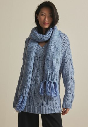 CABLE CHUNKY TASSLED - Huivi - blue chambray