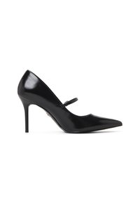 Černé kožené lodičky na vysokém podpatku s špičatou špičkou a úzkým kotníkovým páskem. Lesklý povrch s elegantním siluetou a stiletto podpatkem.