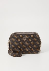 Borsa a tracolla in eco-pelle nera con motivo a logo dorato, chiusura con zip e tracolla con catena. Presenta una placca con il logo del brand nella parte anteriore.