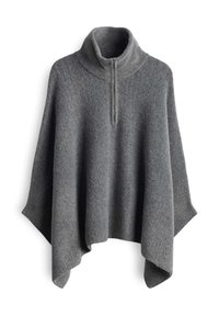 Grauer Wollponcho mit hohem Kragen und halber Reißverschlussfront, der einen lockeren, drapierten Schnitt und einen asymmetrischen Saum aufweist.