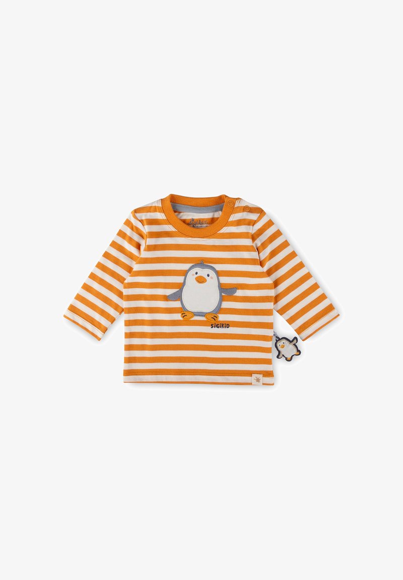 Gestreiftes Langarmhemd in Orange und Weiß mit einem Pinguin-Design auf der Vorderseite und einem abnehmbaren Pinguin-Tag, aus weicher Baumwolle gefertigt.
