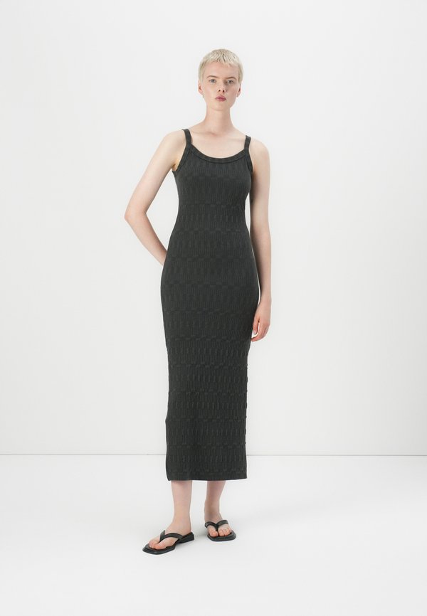 SUGAR SAND MAXI GEO - Jersey dress - phantom4