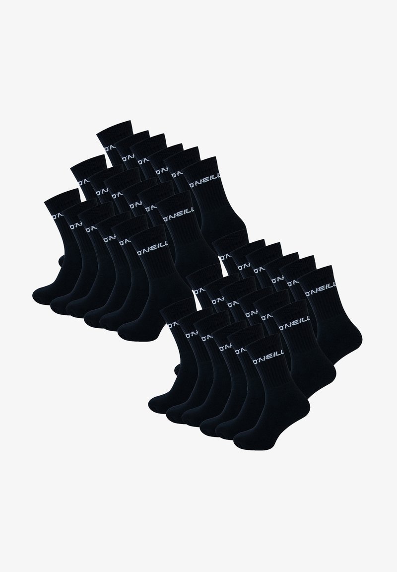 Schwarze Crew-Socken aus einem Baumwoll-Mischgewebe, mit gerippten Bündchen und weißen Logodetails an der Seite, gruppiert angeordnet.