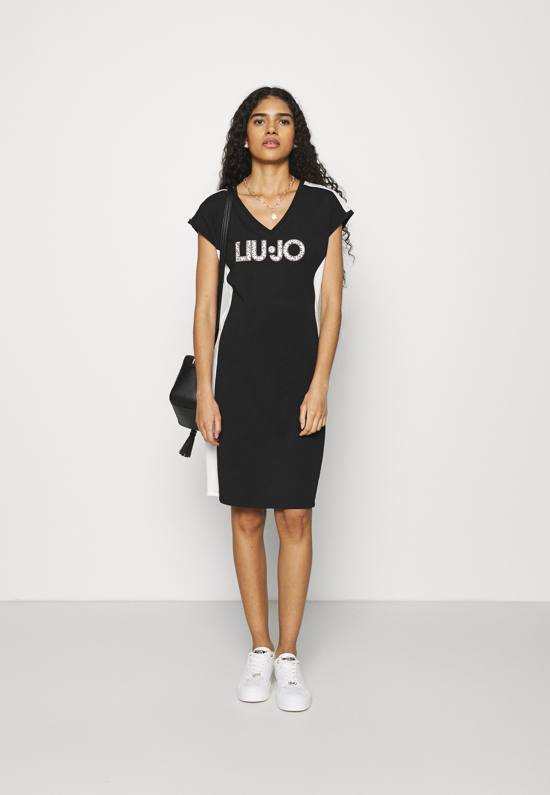 Rötuş Guggenheim müzesi Boğucu vestito jeans liu jo - molliecoday.com