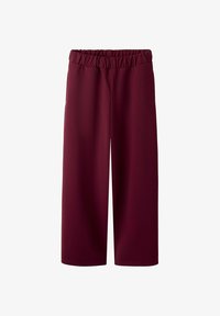 Unselected, burgundy