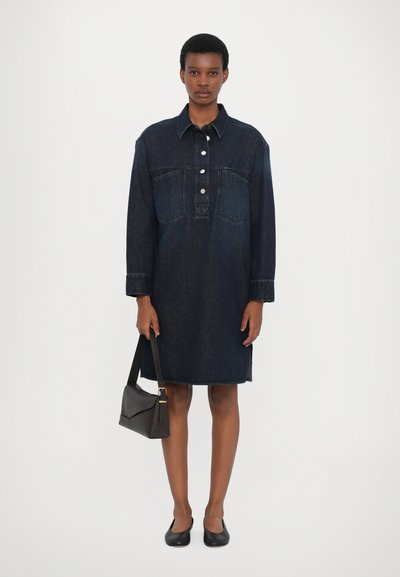 CLOSED DRESS - Denim dress - dark blue