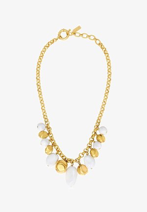 Collier chaîne en or avec des grosses et petites perles sphériques blanches et dorées alternées suspendues à l'avant.