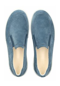 Blaue Wildleder-Slipper mit elastischen Seitenpaneelen, weißer Gummisohle und glattem Innenfutter mit dem Markennamen "Legero."
