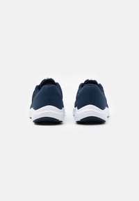 Under Armour CHARGED PURSUIT 3 - Bėgimo batai plentui - academy/white