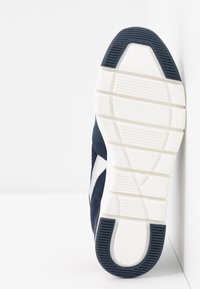 LOVE OUR PLANET by MARCO TOZZI Sneaker low - navy
