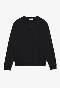 Sudadera negra con textura suave, cuello redondo y mangas raglán. Presenta puños y dobladillo acanalados, así como sutiles acentos cosidos.