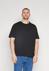 Tommy Hilfiger CORE STRETCH SLIM TEE - Basic T-shirt - black