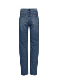 Jean en denim bleu avec une coupe droite, doté de deux poches arrière, de coutures visibles et d'une ceinture classique.