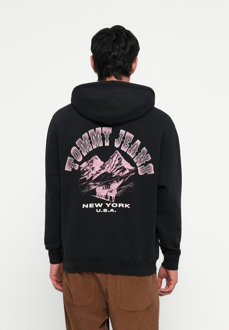 Tommy Jeans NOVELTY GRAPHIC HOODIE - Mikina s kapucí - black