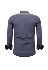 Donkergrijs shirt met lange mouwen en een gestructureerde kraag, met patroon op de manchetten en een gladde textuur, met een getailleerde pasvorm.