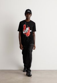 HUGO DIBOXER - Tricou cu imprimeu - black