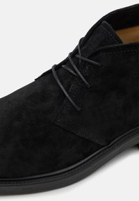 GANT KYREE - Casual lace-ups - black