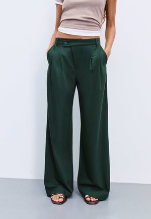 WITH CROSSOVER WAIST - Tygbyxor - dark green