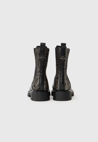 Tamaris Bottines - black/snake